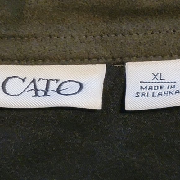 Button Up Shirt - Picture 4 of 7